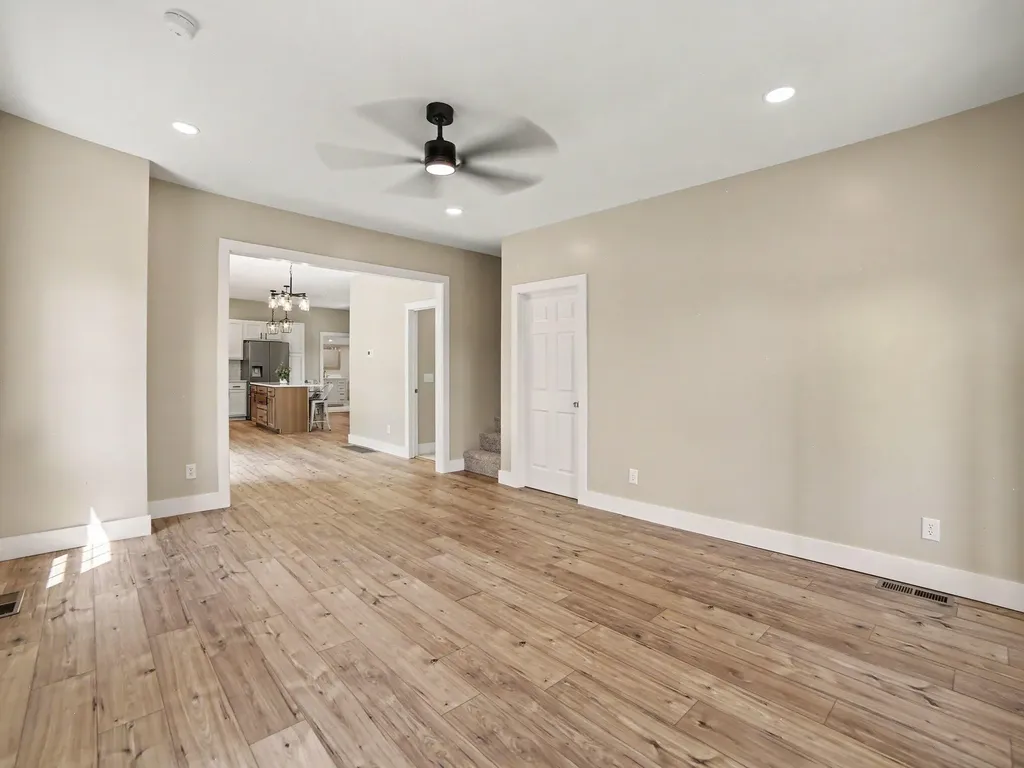 910 W Bradshaw Road Riverton Township MI 49454