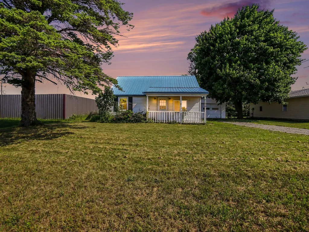 2170 E Us Highway 10 Custer Village MI 49405