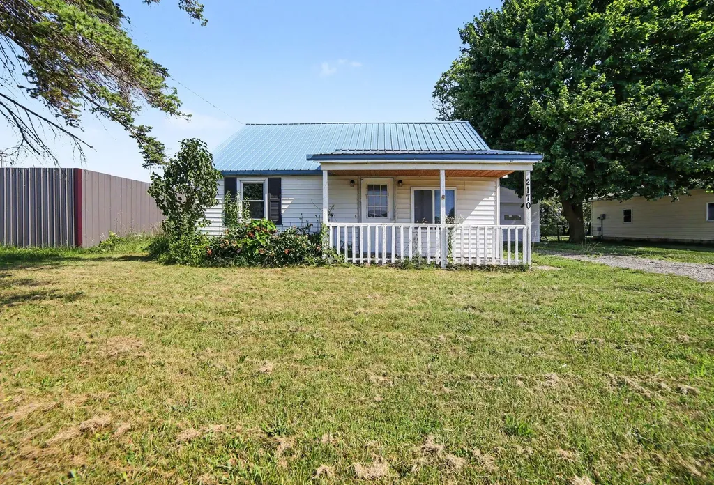 2170 E Us Highway 10 Custer Village MI 49405