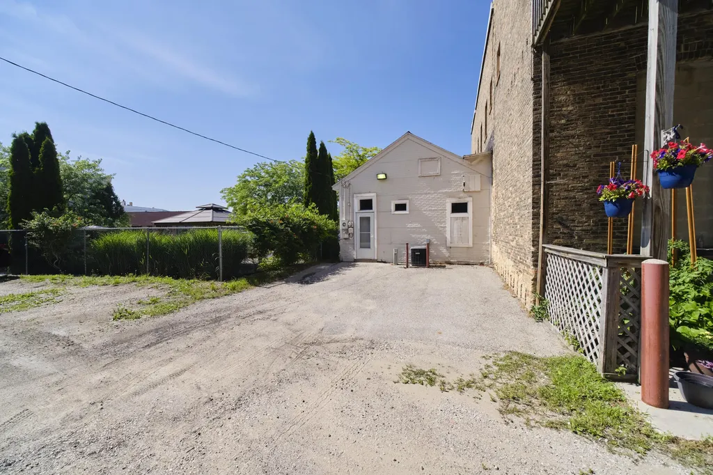 323 River Street Manistee City MI 49660