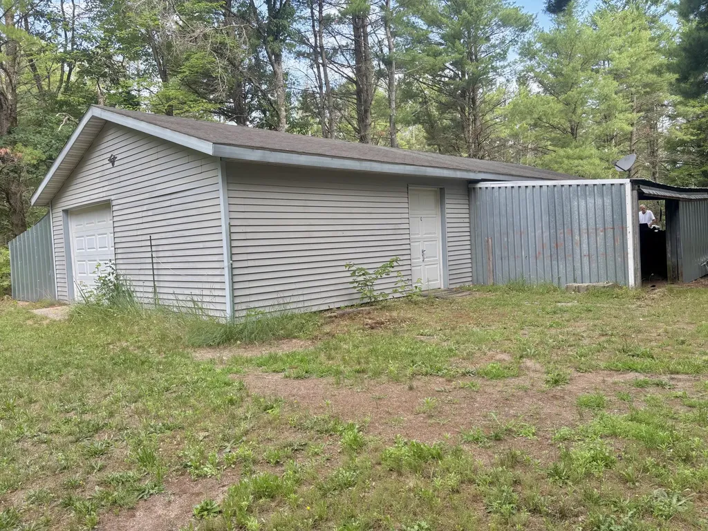 2594 S Forman Road Unknown City MI 49304