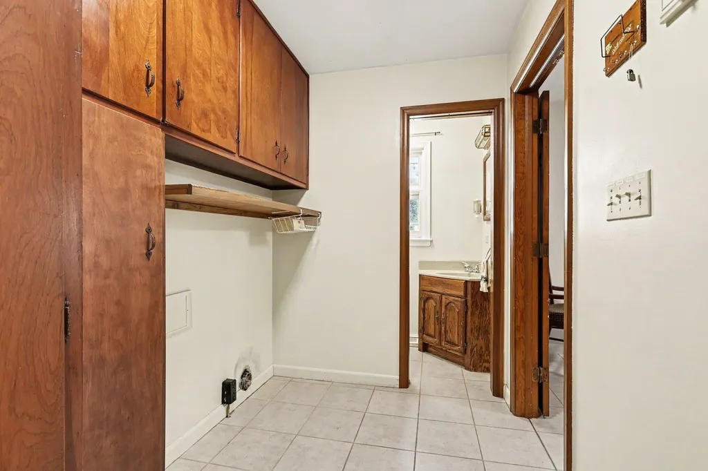 5537 Dennis Street Lake Charter Township MI 49127