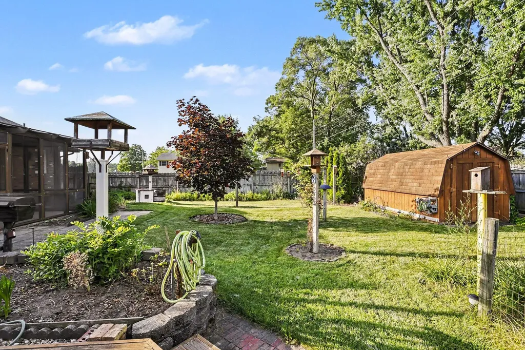 5537 Dennis Street Lake Charter Township MI 49127