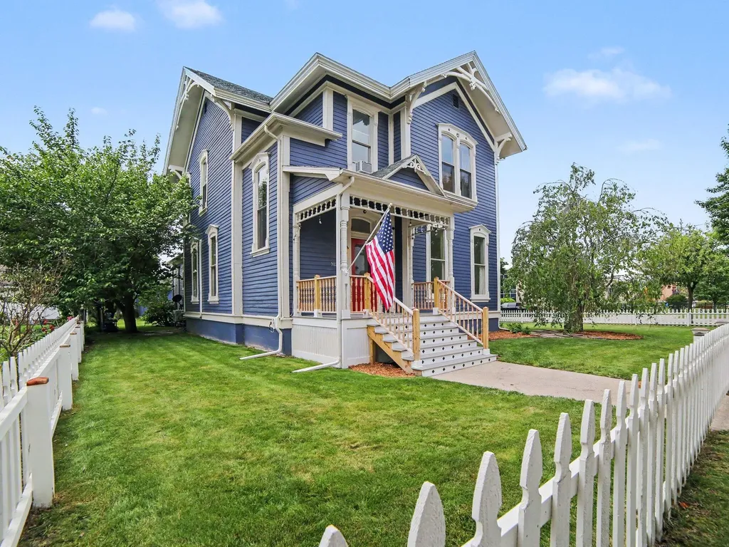 302 E Court Street Ludington City MI 49431