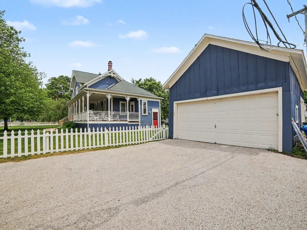 302 E Court Street Ludington City MI 49431