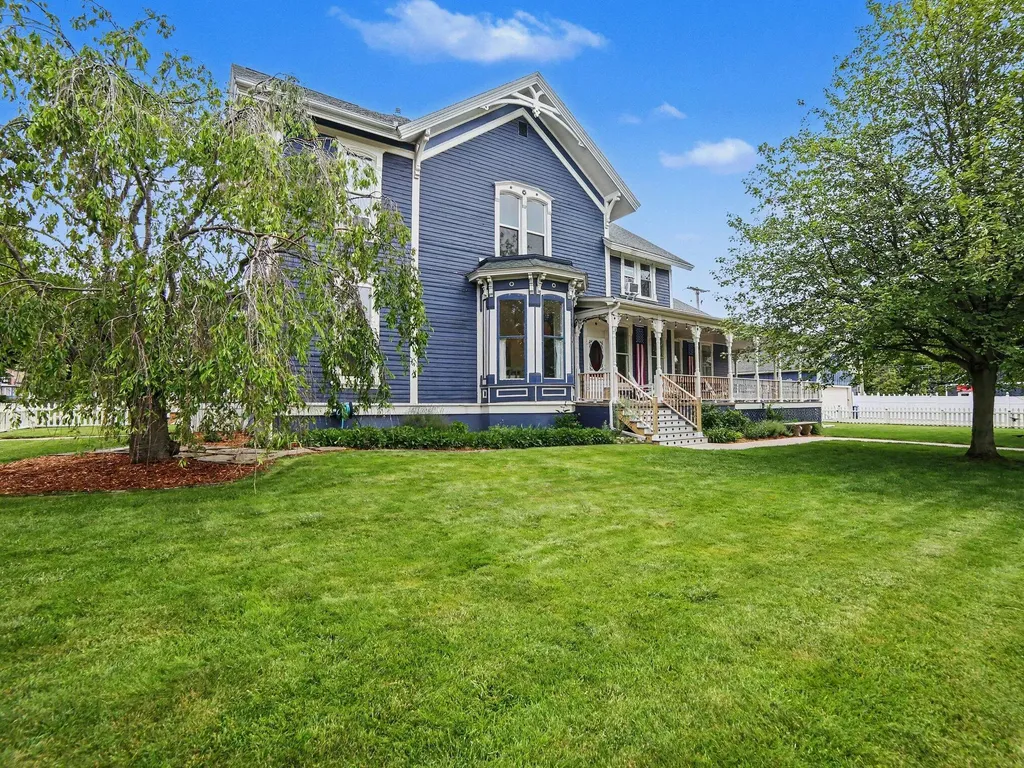 302 E Court Street Ludington City MI 49431