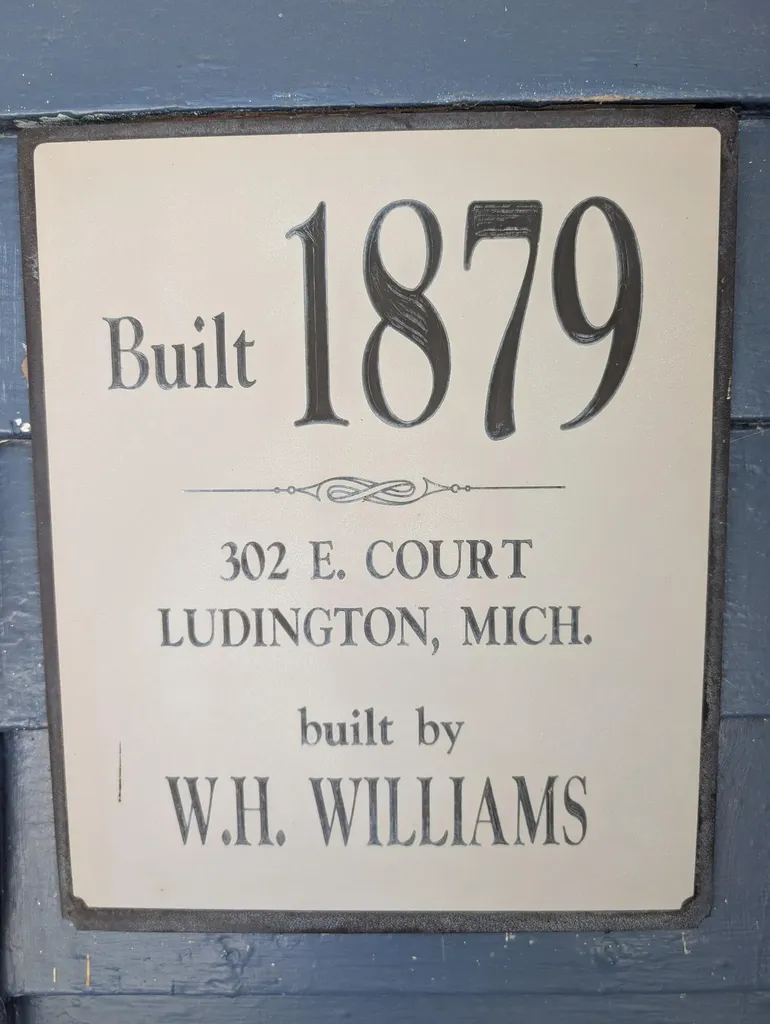 302 E Court Street Ludington City MI 49431