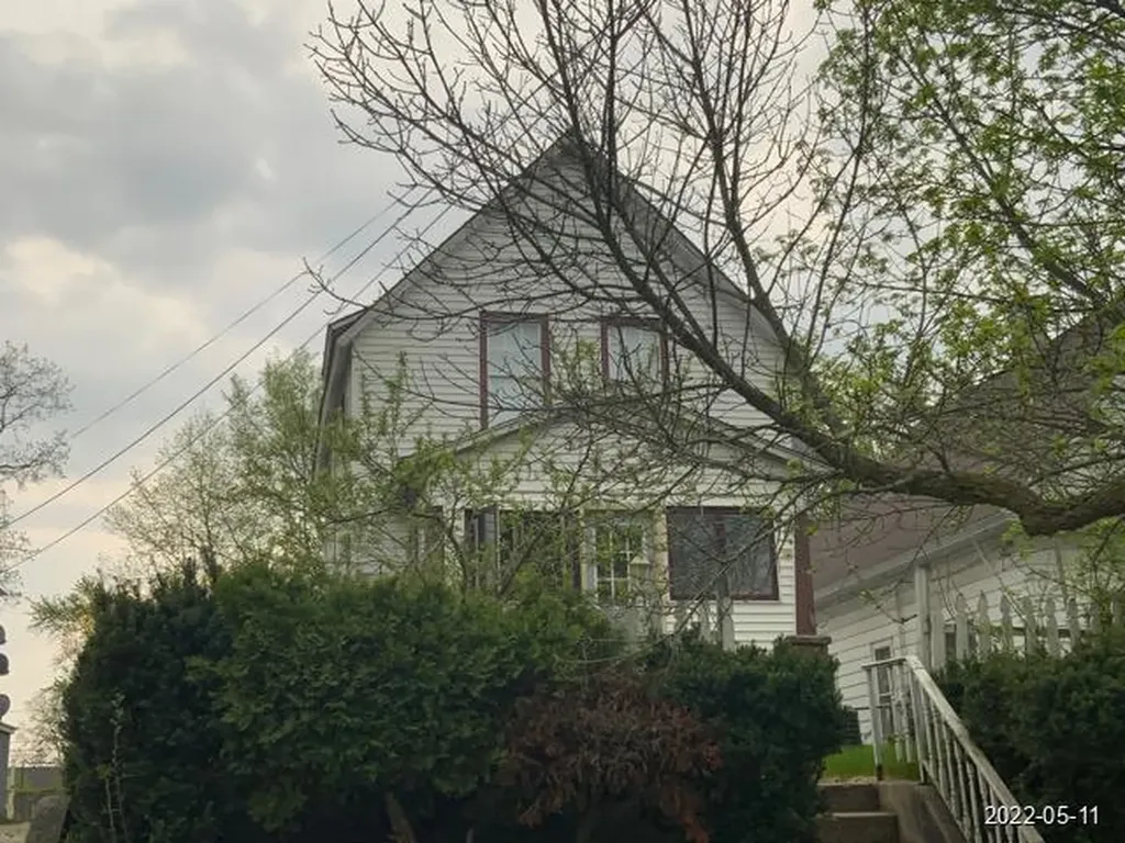 218 Dickinson Street SW Grand Rapids City MI 49507
