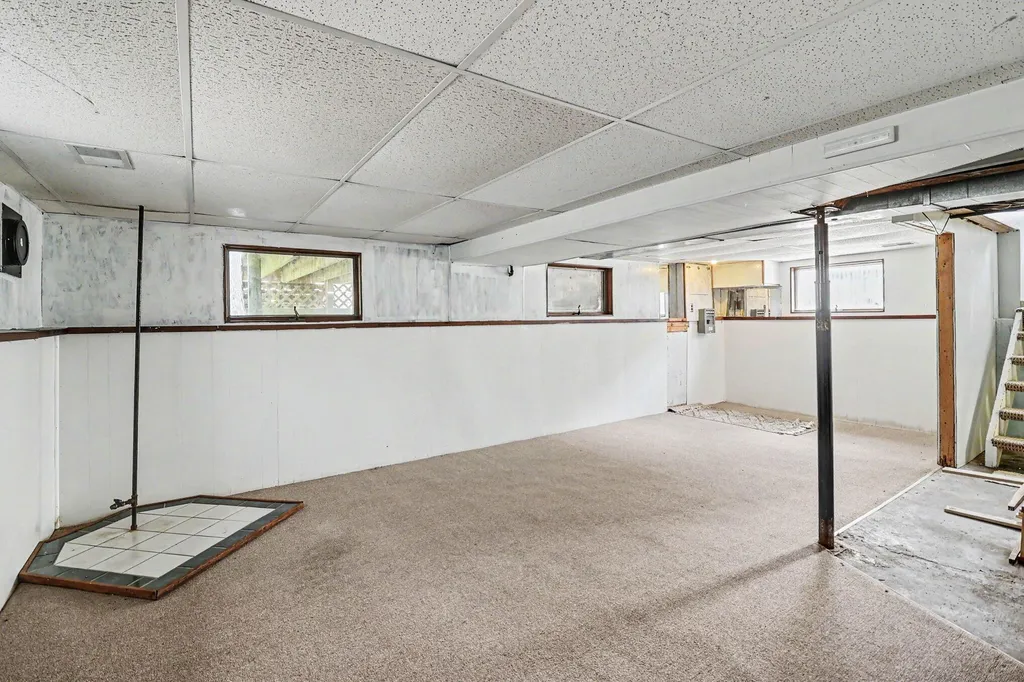 719 Diana Street Ludington City MI 49431