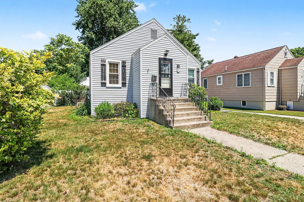 719 Diana Street Ludington City MI 49431
