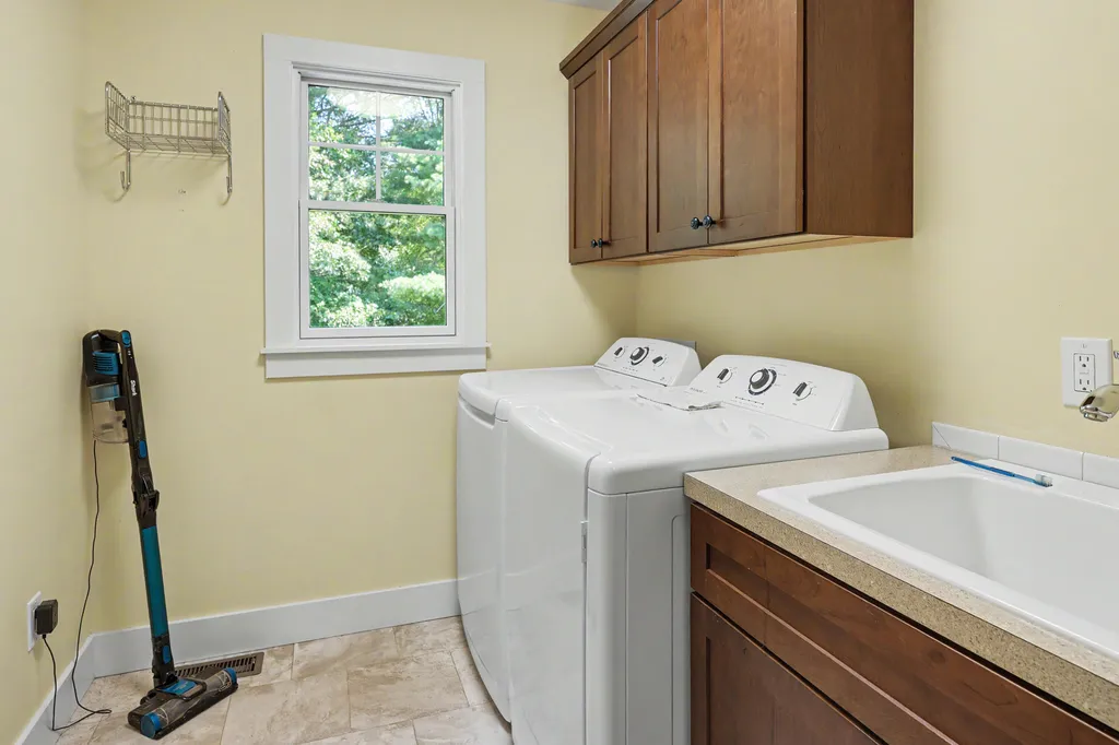 2232 W East Hill Drive Shelby Township MI 49446