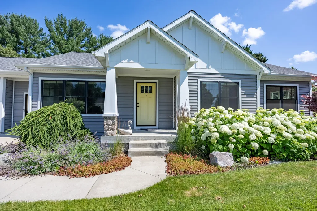 2232 W East Hill Drive Shelby Township MI 49446