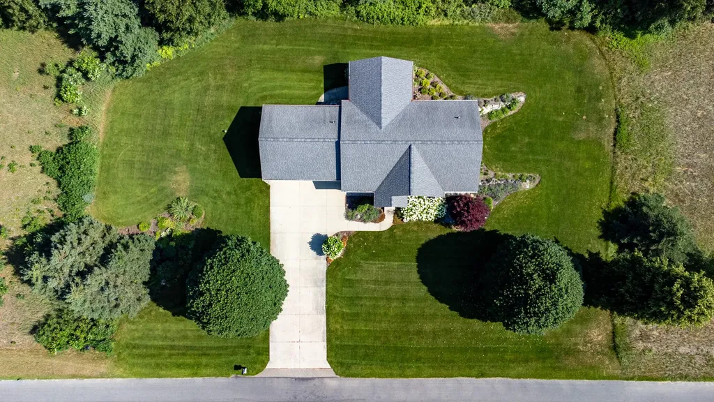 2232 W East Hill Drive Shelby Township MI 49446