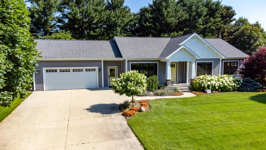 2232 W East Hill Drive Shelby Township MI 49446