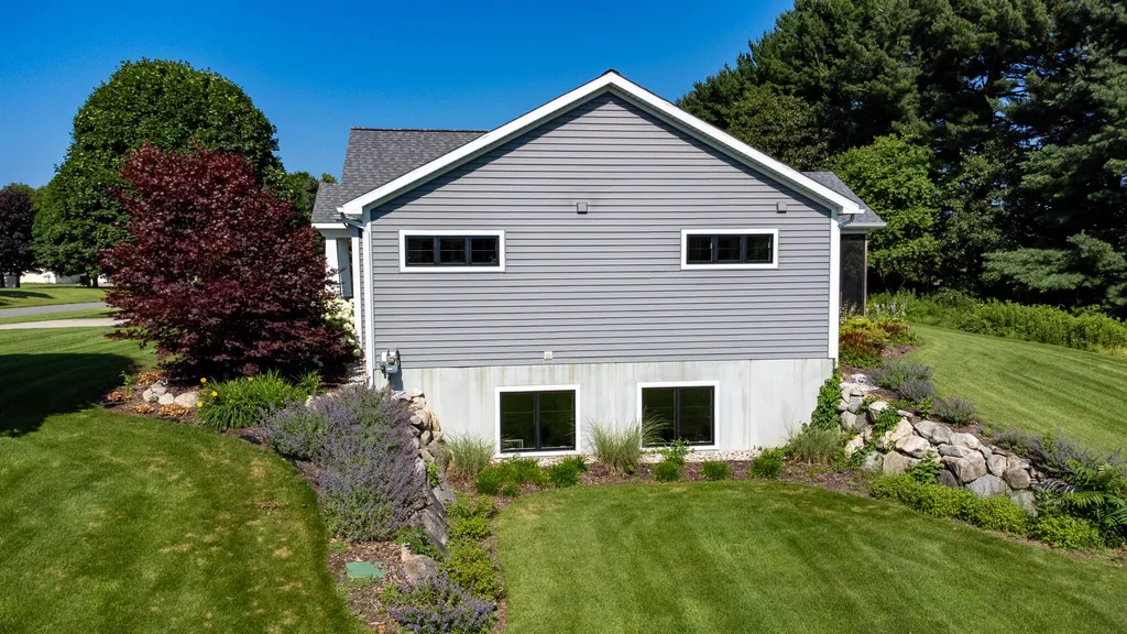 2232 W East Hill Drive Shelby Township MI 49446