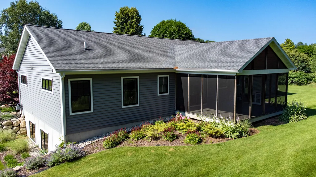 2232 W East Hill Drive Shelby Township MI 49446