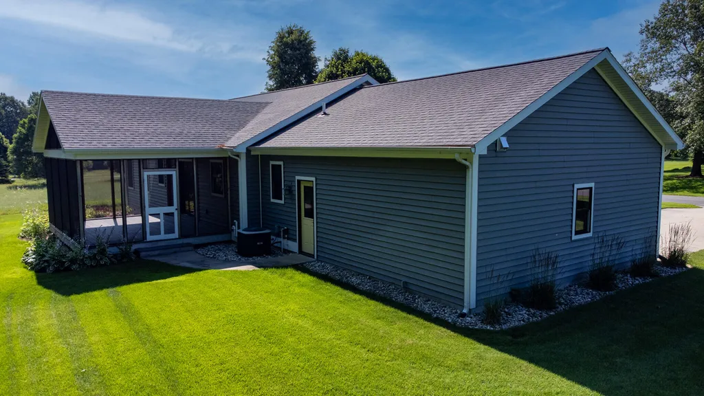 2232 W East Hill Drive Shelby Township MI 49446