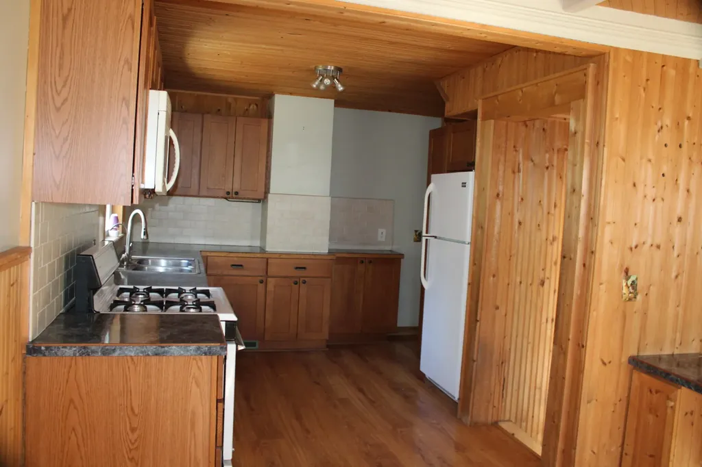 1542 Joslyn Road Muskegon Charter Township MI 49445