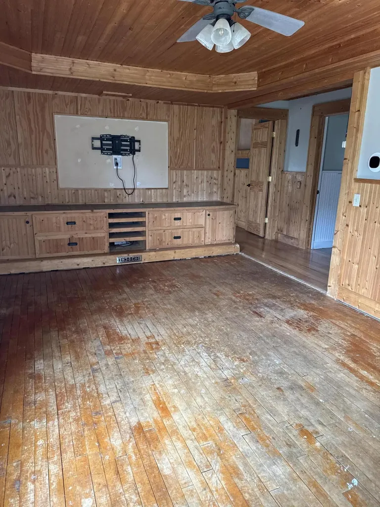 1542 Joslyn Road Muskegon Charter Township MI 49445