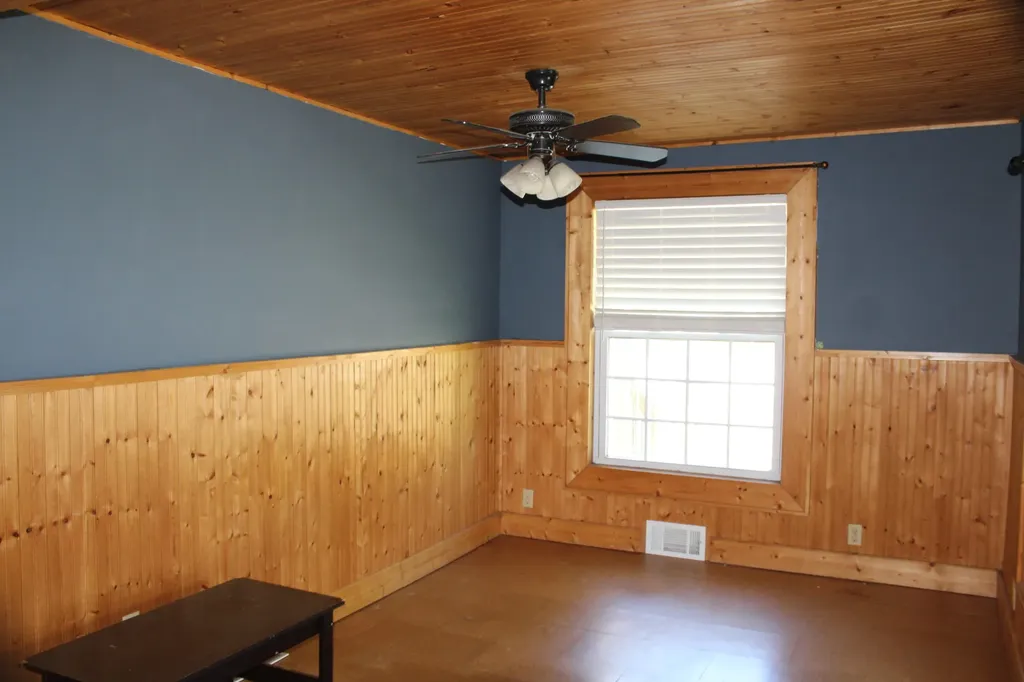 1542 Joslyn Road Muskegon Charter Township MI 49445