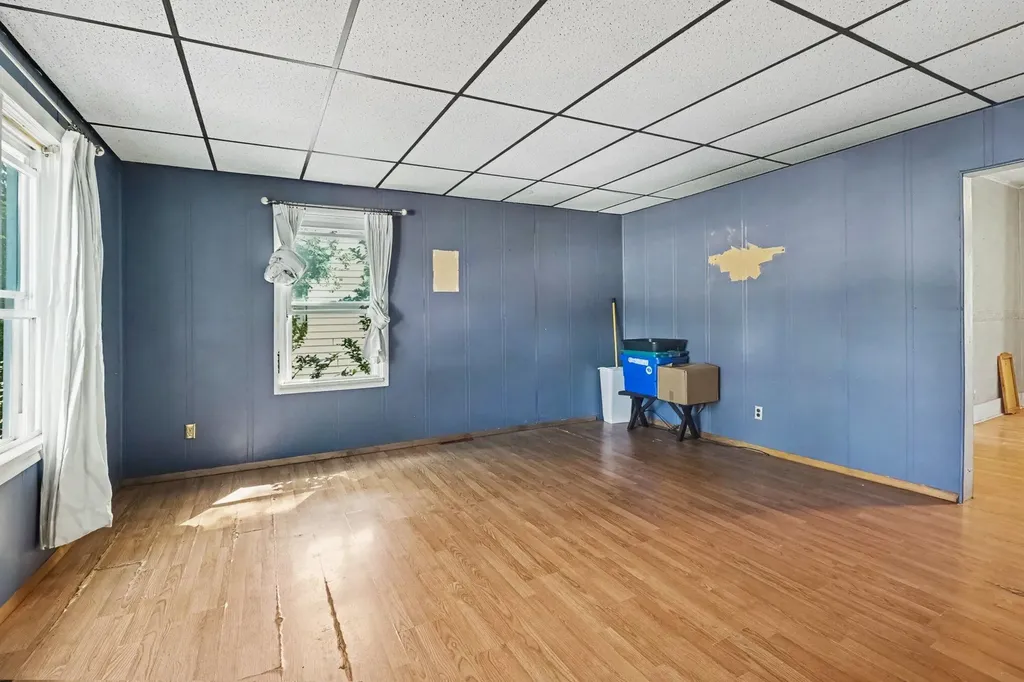 263 10th Street Manistee City MI 49660
