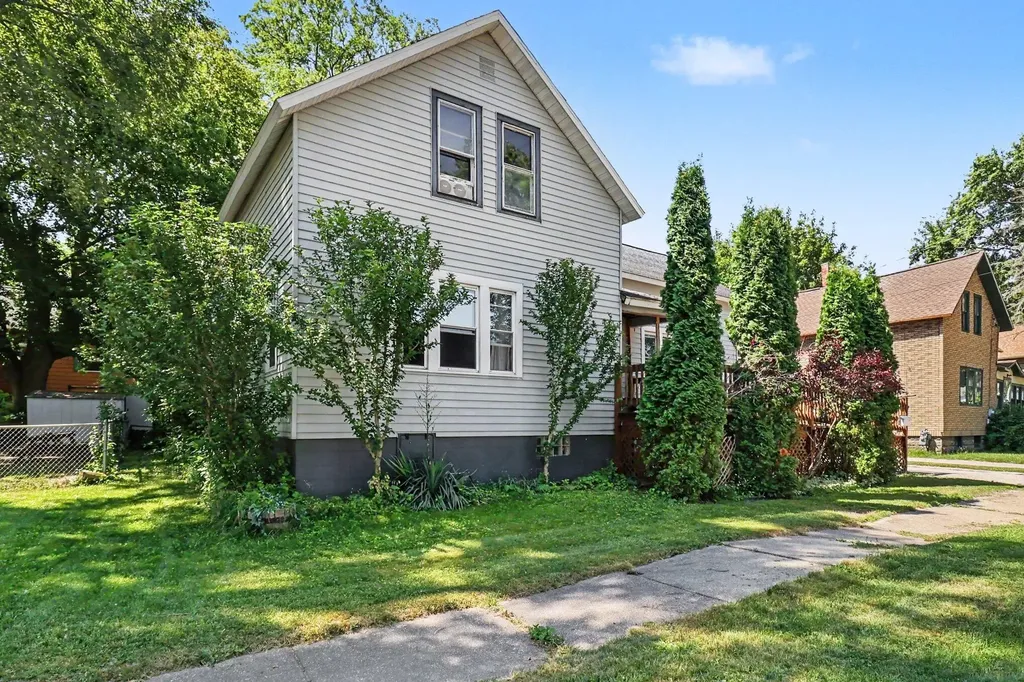 263 10th Street Manistee City MI 49660