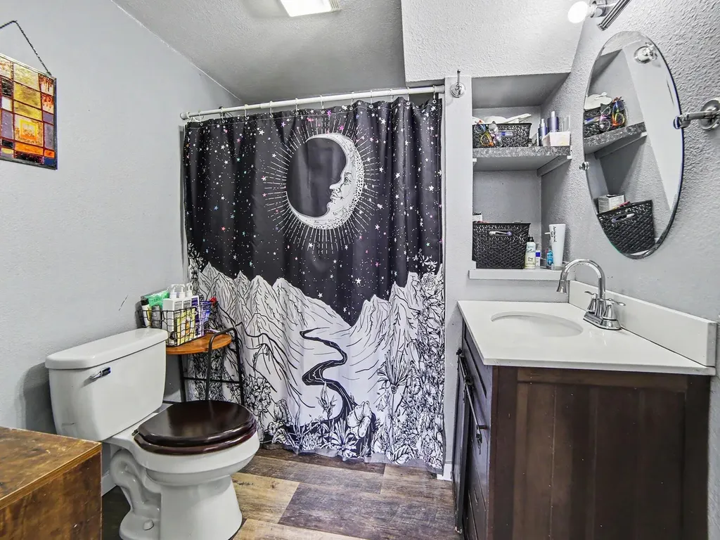 215 E Melendy Street Ludington City MI 49431