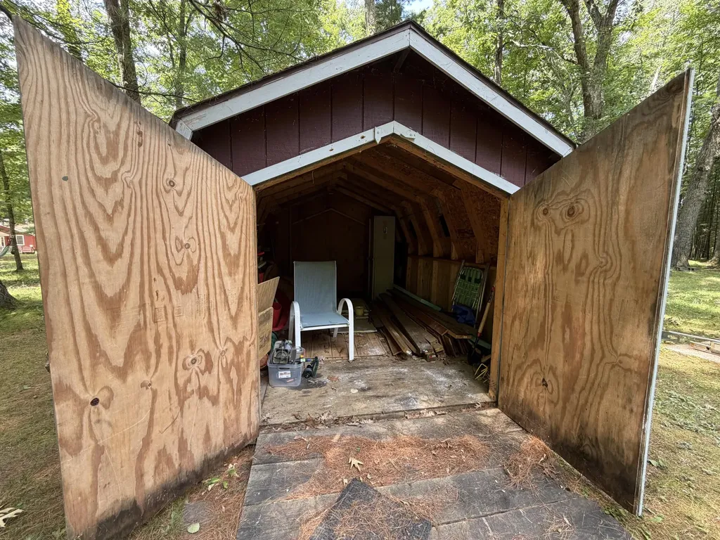 8316 N Aqua Drive Elk Township MI 49644
