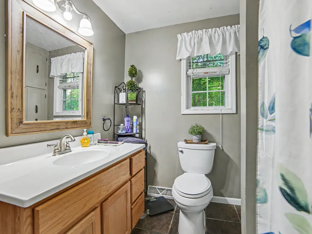 3551 Fenner Road Laketon Township MI 49445