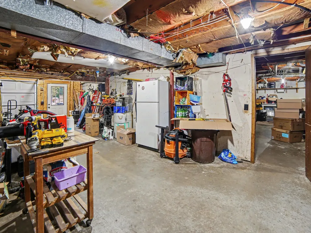 3551 Fenner Road Laketon Township MI 49445