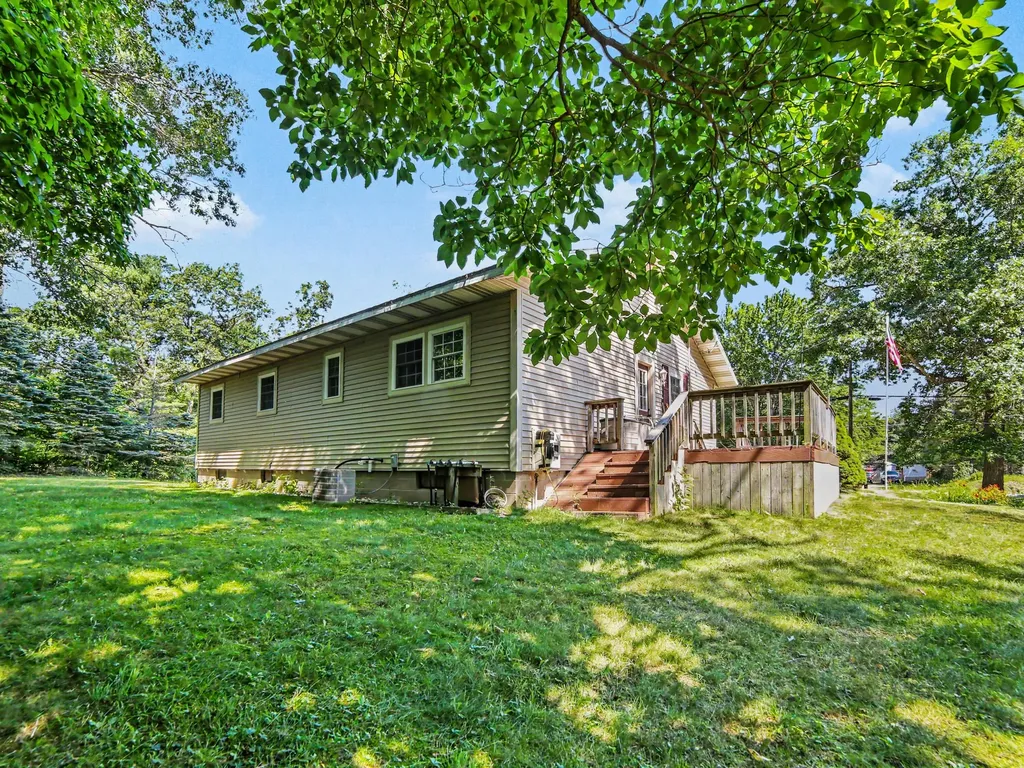 3551 Fenner Road Laketon Township MI 49445