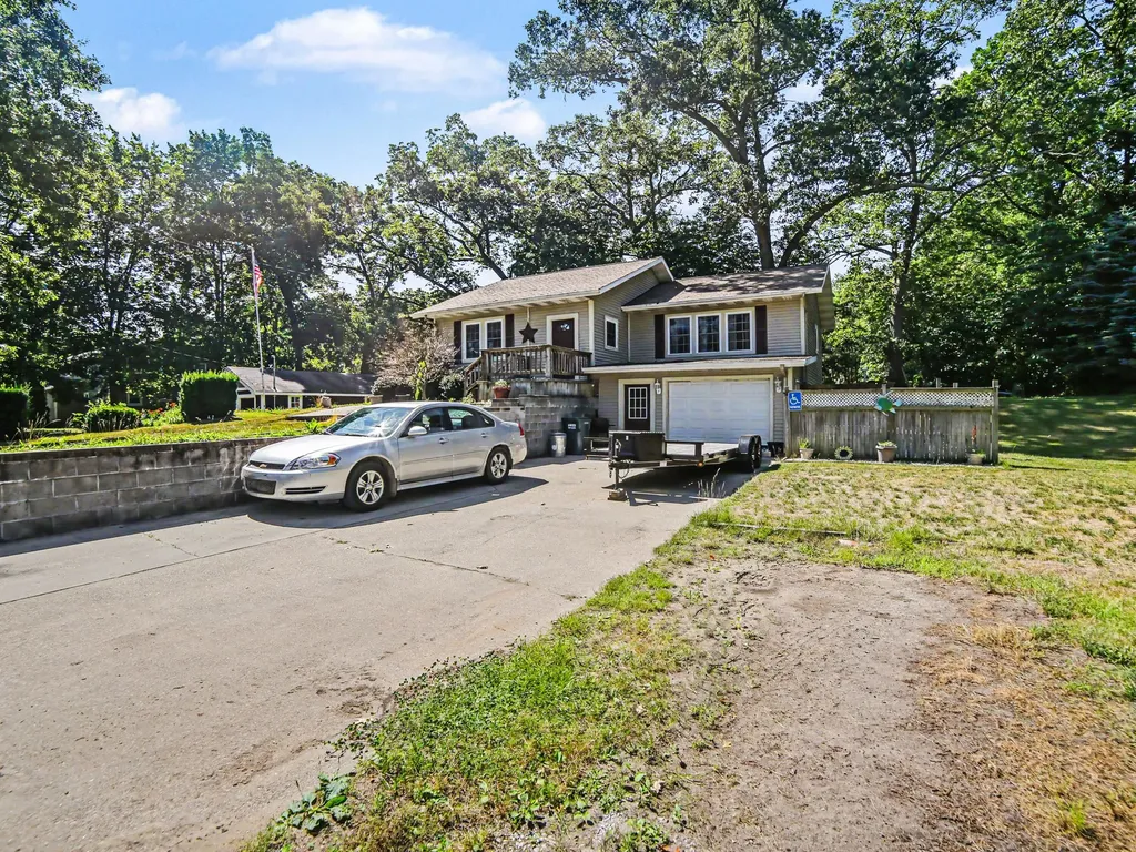 3551 Fenner Road Laketon Township MI 49445