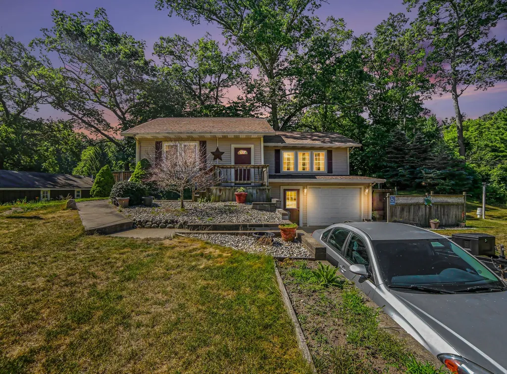 3551 Fenner Road Laketon Township MI 49445