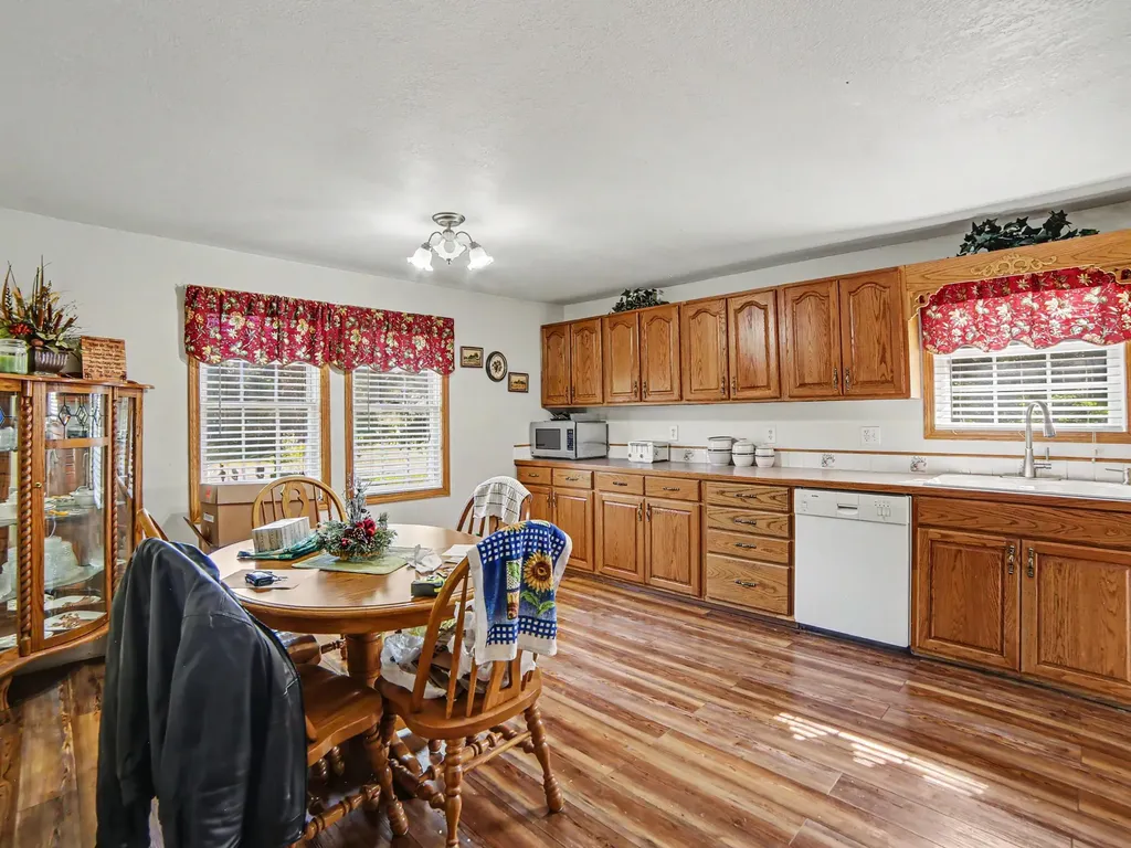 3551 Fenner Road Laketon Township MI 49445