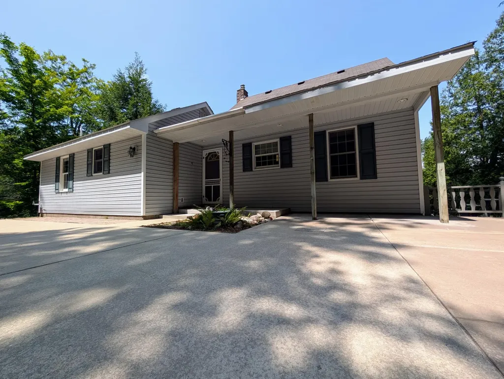 5993 N Meyers Road Hamlin Township MI 49431
