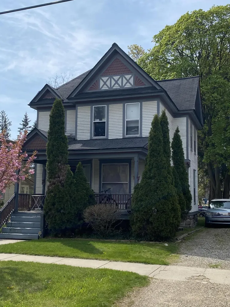 611 Minor Avenue Kalamazoo City MI 49008