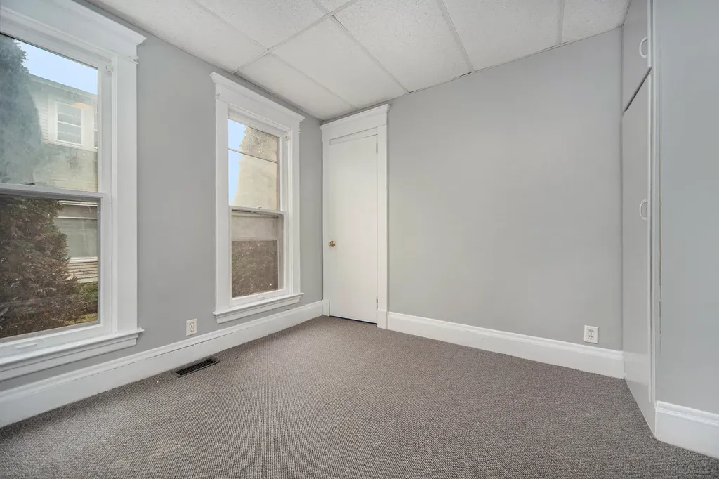 611 Minor Avenue Kalamazoo City MI 49008