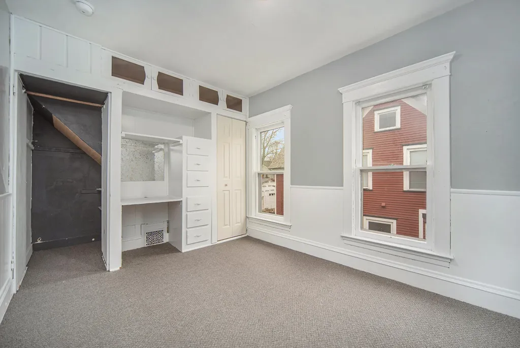 611 Minor Avenue Kalamazoo City MI 49008