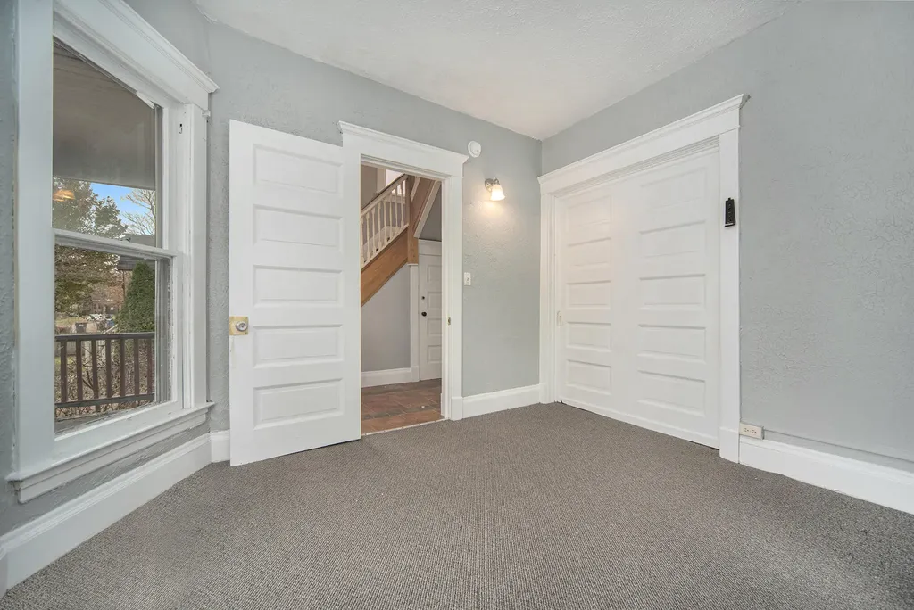 611 Minor Avenue Kalamazoo City MI 49008