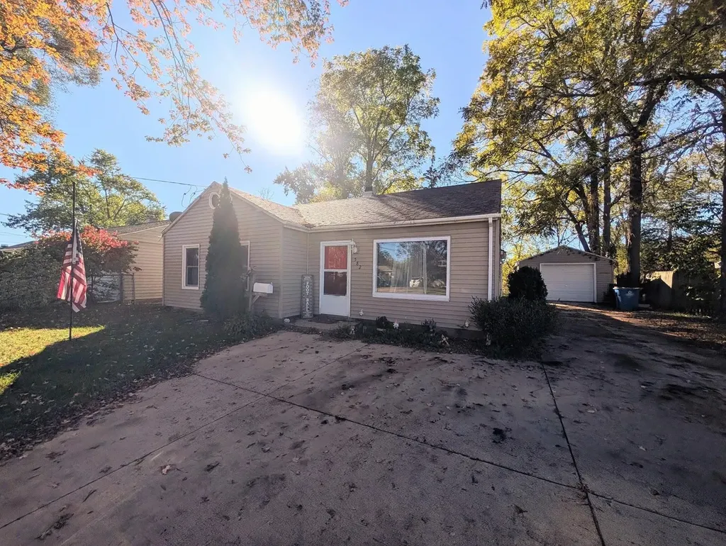 582 Riverside Drive Battle Creek City MI 49015