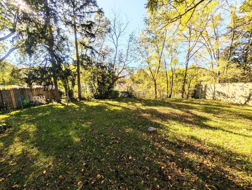 582 Riverside Drive Battle Creek City MI 49015