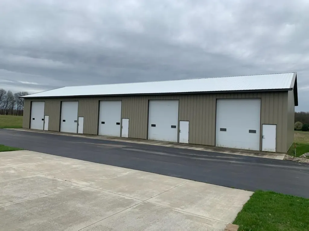 55905 92nd Avenue Hamilton Township MI 49047