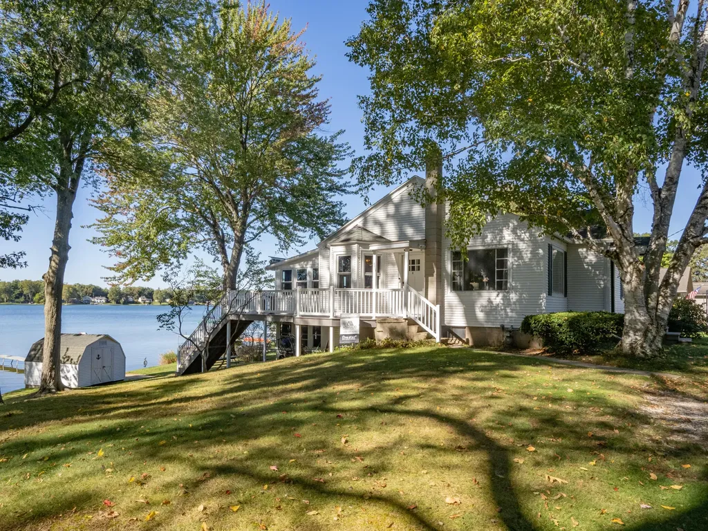 55572 N Fisher Lake Road Park Township MI 49093