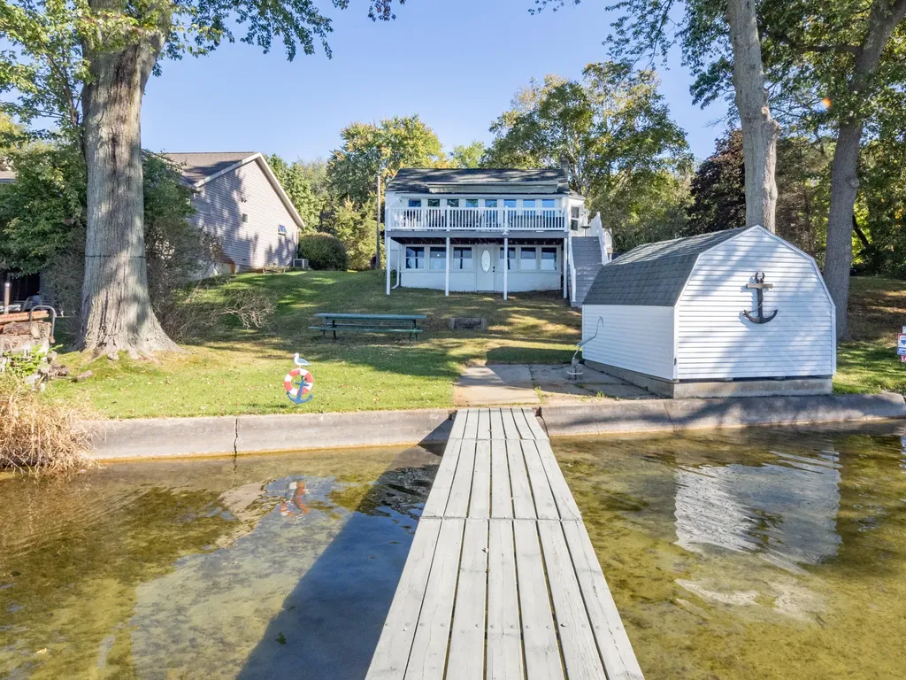 55572 N Fisher Lake Road Park Township MI 49093