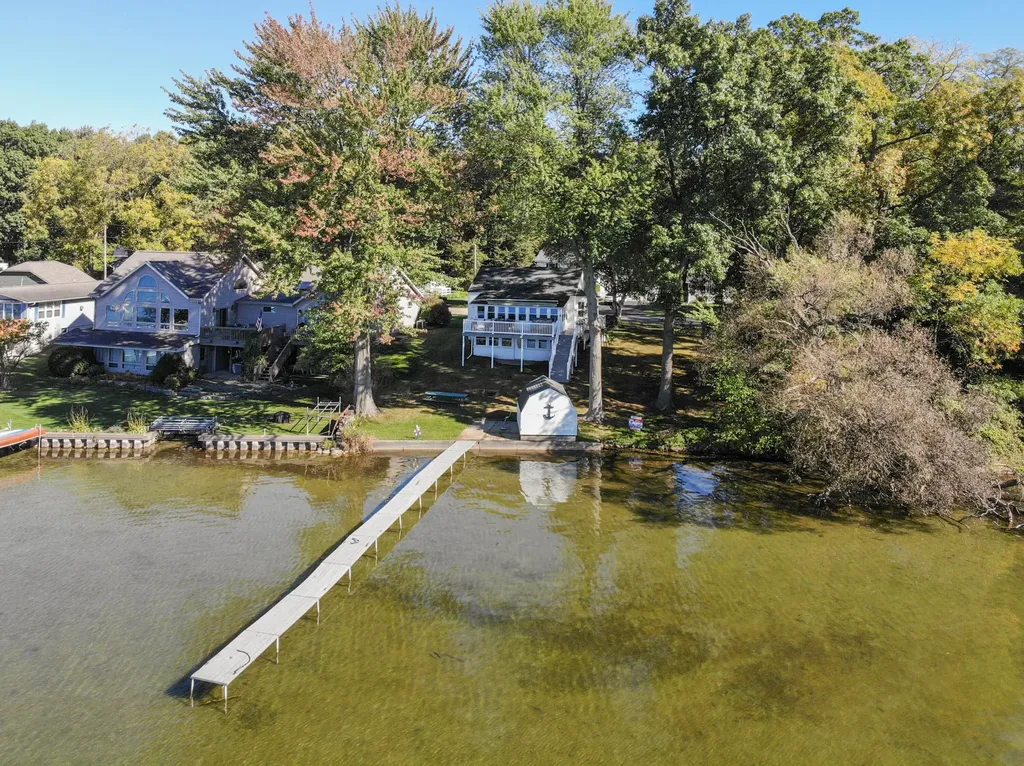 55572 N Fisher Lake Road Park Township MI 49093