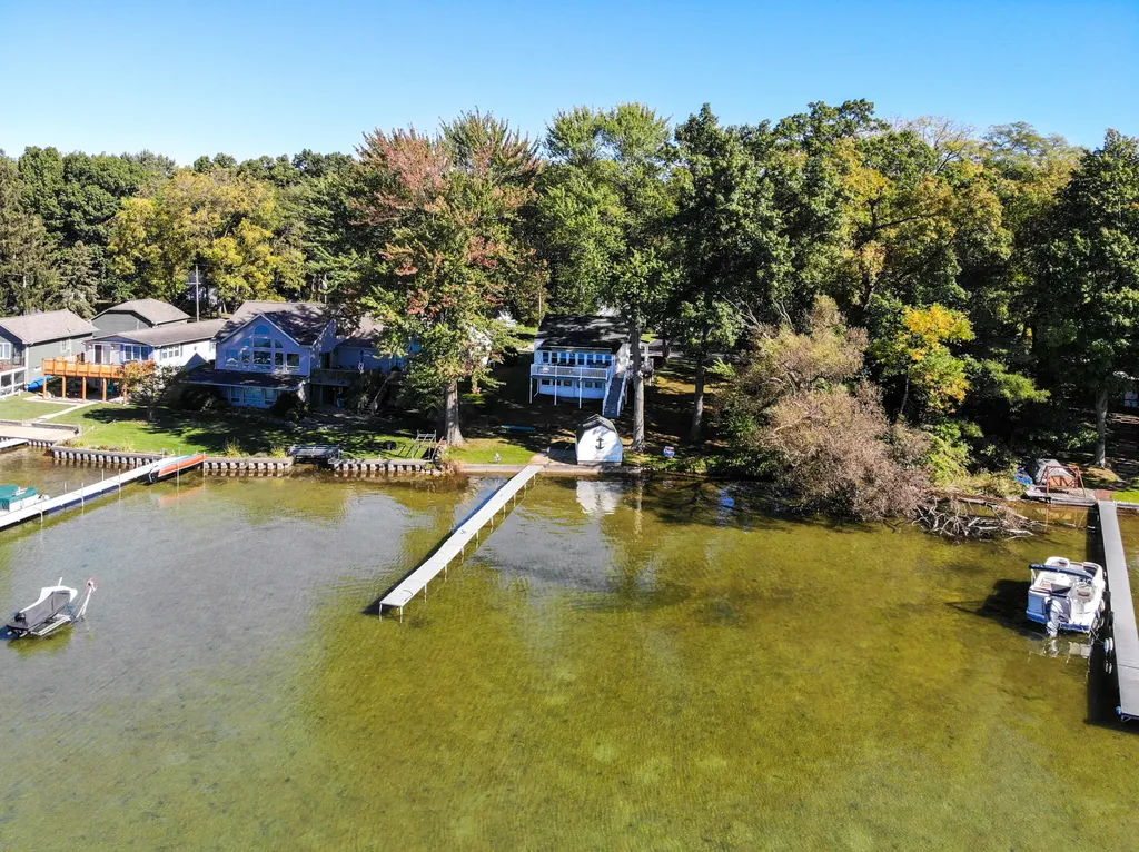 55572 N Fisher Lake Road Park Township MI 49093