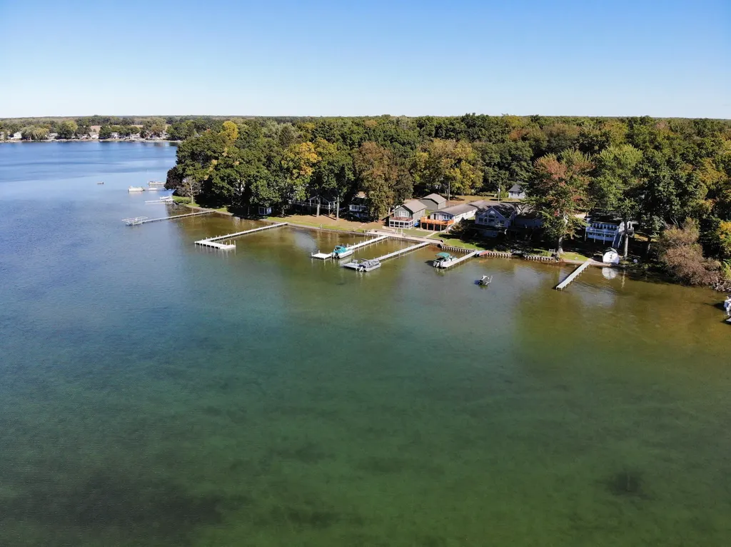 55572 N Fisher Lake Road Park Township MI 49093