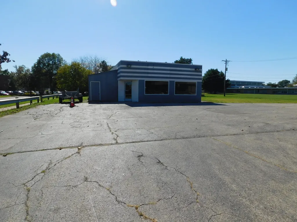 301 W Michigan Avenue Paw Paw Village MI 49079