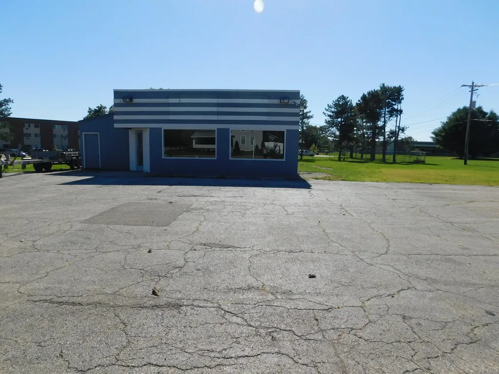301 W Michigan Avenue Paw Paw Village MI 49079