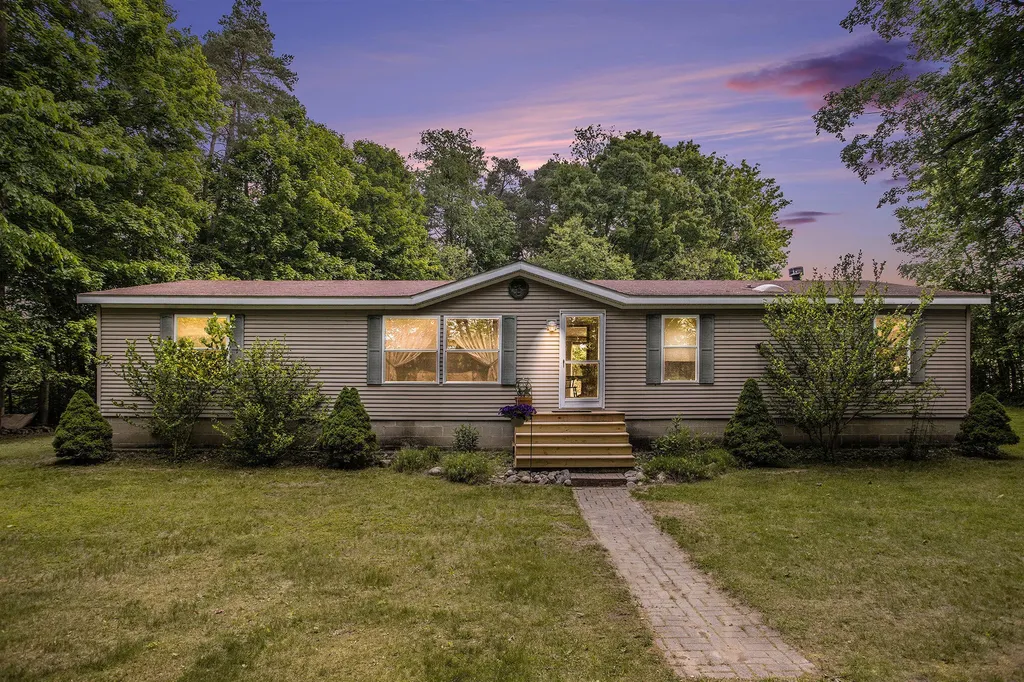 2255 River Road Hastings Charter Township MI 49058